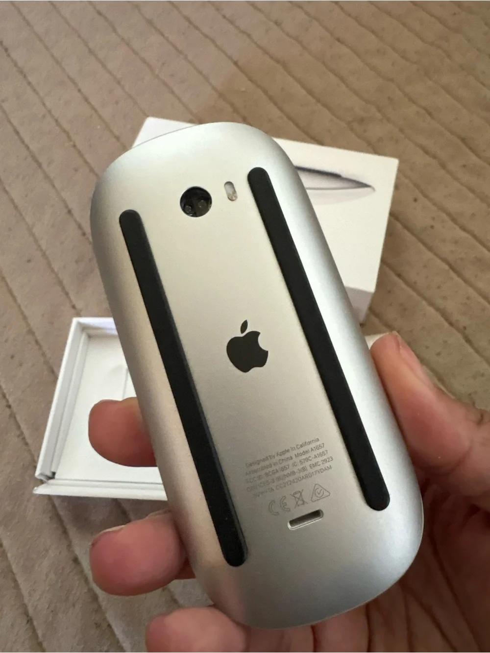 Apple Magic Mouse - Picture 4 of 5